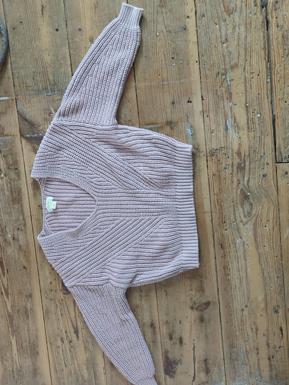 Maeve Anthropology Cropped Cable V-Neck Sweater in Blush Pink